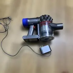 Dyson v11.sv15スティッククリーナー本体 ジャンク - メルカリ