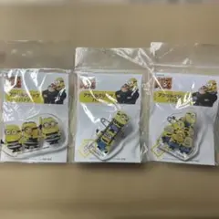 ミニオン アクリルクリップバッジ　　　　3個セット