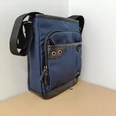 美品 クロコダイル Crocodile ショルダーバッグ コンパクト ネイビー