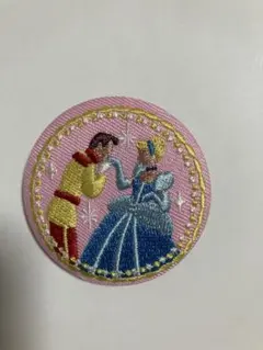 ディズニー 刺繍缶バッジ 第1弾 シンデレラ