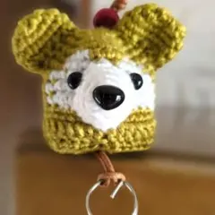 クマの編みぐるみキーホルダー