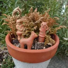 入手困難　はにわ フィギュア 3体セット 埴輪 ガチャ 置物 陶器風 古墳