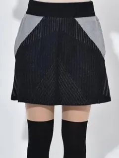 新品　大きいサイズ　XL アディダスゴルフ グラフィックニットスカート