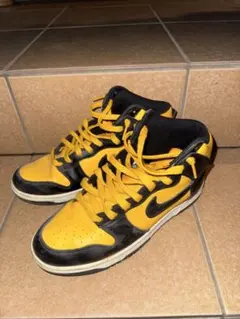 NIKE DUNK HIGH ブラック イエロー スニーカー 26センチ - メルカリ