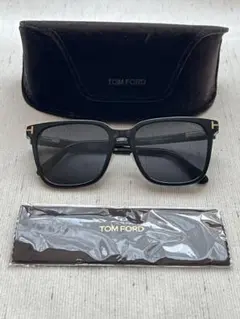 TOMFORD トムフォード TF891-K 01A サングラス ブラックのサムネイル