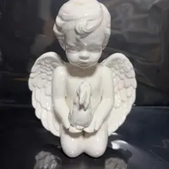 天使の彫刻付き陶器製ボックス - メルカリ
