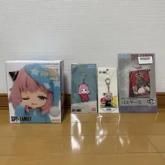 SPY×FAMILY パスケース、アーニャのフィギュア、ラバマス、キーホルダー