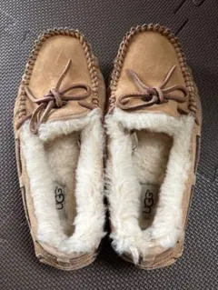 2025年最新】Ugg 24 モカシンの人気アイテム - メルカリ