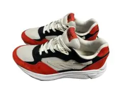 HI-TEC HTS74 スニーカー 白赤黒系 EU44サイズ vibramのサムネイル