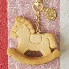 Q-pot 2026年福袋 午年 木馬チャーム Q-pot 2026年福袋 午年 木馬チャーム - メルカリ