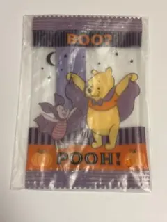 【新品未開封品】ディズニーハロウィン　くまのプーさん お菓子パッケージ風ポーチ