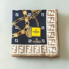 FENDI ハンカチ ズッカ柄 チェーン柄 ネイビーのサムネイル