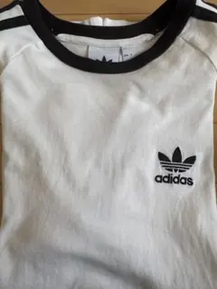 adidas Tシャツ