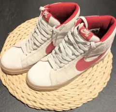 NIKE SB BLAZER MID FTCのサムネイル