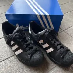 adidasスーパースター　 ブラック スニーカー
