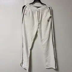 アイボリー サイドストライプ パンツ