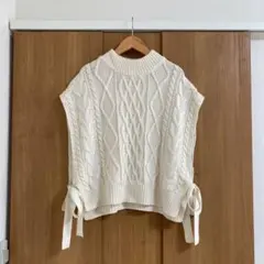 INGNI タートルニットベスト　プルオーバー　白M サイドリボン　セーター