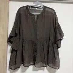 COCA ダークブラウン フリル袖 シャツ
