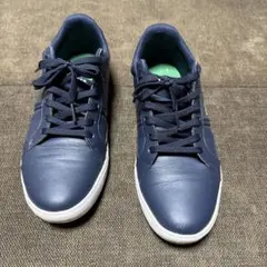 LACOSTE ネイビー レザー スニーカー