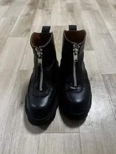 新品 GANNI フロントジップ レザーアンクルブーツ 厚底　ラバーソール GANNI レザーアンクルブーツ | ブラック | FARFETCH JP