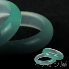中国古美術　完美高氷種翡翠 方条バングル 精巧手彫 無傷透明石 水頭良好 中国古美術 高冰種翡翠 円条バングル 62mm 高透明 強蛍光 天然翡翠 无