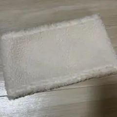 セリア　seria ネックウォーマー　フリース生地　ホワイト　白　シンプル