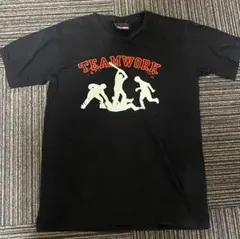 UNFLEDGED TEAMWORK プリントTシャツ ブラック L