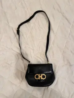 美品　サルヴァトーレ・フェラガモ　ガンチーニ ショルダー　バッグ