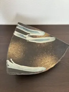 Item thumbnail for item 4b677e1b-4cb8-490e-8dc4-f43ce31f320d