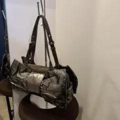 MOSCHINO モスキーノ エナメル レザーハンドバッグ ブラウン