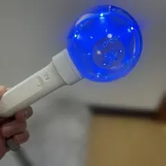 青色ペンライト 星のロゴ入り