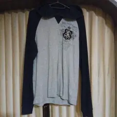 【美品】ポロラルフローレン　フード付長袖切替プリントTシャツ