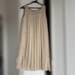 ベージュ ノースリーブ パーティ用ワンピース