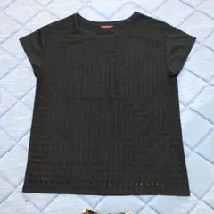 美品　AMACA ブラック 半袖 トップスのサムネイル