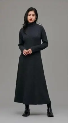 新品未使用　uncrave ウールナイロンフレアニットワンピース　ブラック　黒