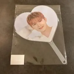 未開封　SEVENTEEN クリアポスター　うちわ　ウジ　carat camp 未開封 SEVENTEEN クリアポスター うちわ ウジ carat camp - メルカリ