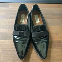 VALENTINO エナメル スタッズ ローファー 37のサムネイル