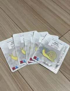 the SAEM ピュアナチュラル マスクシート スネイル ブライトニング 5枚のサムネイル