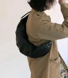 Item thumbnail for item 5c97b8bc-b4f8-47db-ab20-b63e7df2c6a7