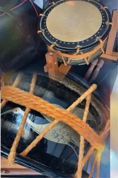 高級　締太鼓　34.5cm漆塗り　金蒔絵　装飾　伝統芸能　舞伎　民俗芸能　祭囃子 高級 締太鼓 34.5cm漆塗り 金蒔絵 装飾 伝統芸能 舞伎 民俗芸能 祭囃子