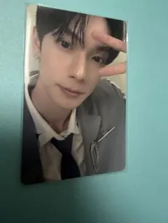 Item thumbnail for item 6cabcc16-e4ec-461c-8ca0-1c9aa367c52d