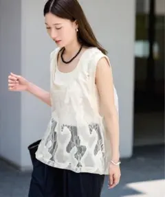 ESTHE OVERSIZED SHEER LACE ベストのサムネイル