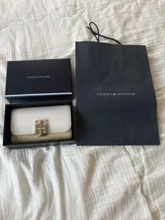TOMMY HILFIGER 長財布 バイカラーのサムネイル