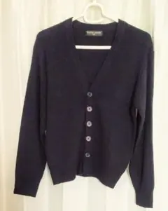 美品　ネイビー Vネックカーディガン 150