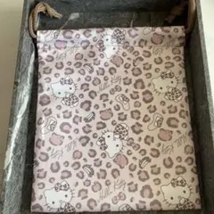 ハローキティ ヒョウ柄巾着