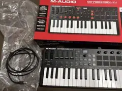 M-AUDIO OXYGEN PRO MINI MIDIキーボードのサムネイル