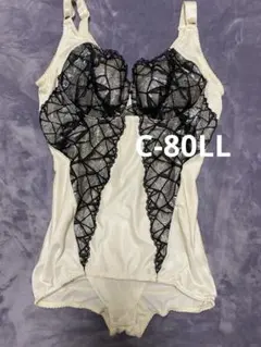 マルコ　カーヴィシャスカレス　ボディスーツ　パルフィネホワイト　D70M カーヴィシャスカレス パルフィネホワイト』数量限定で発売