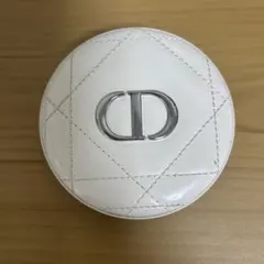 Dior ディオールスキンフォーエバークチュールルミナイザー01ヌードグロウ