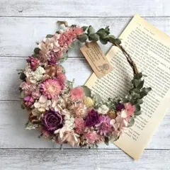 くすみピンクの三日月リース　ハーフリース　ドライフラワーリース　㉕