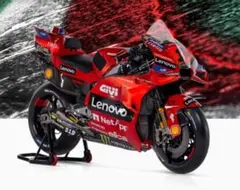 極美品】BMW M1000RR 2025 純正フロントフェンダー 新車外し - メルカリ